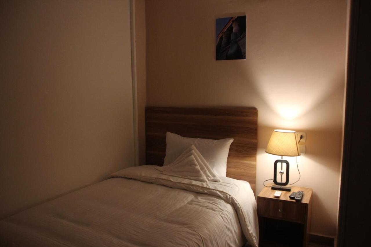Farida Pyramids Boutique Hotel Kafret el-Gabal المظهر الخارجي الصورة